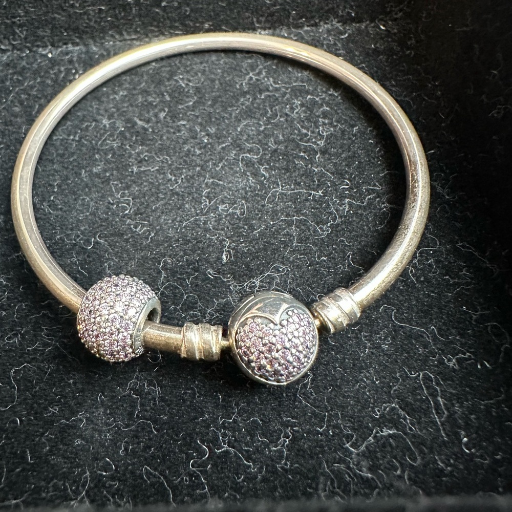 Pandora Limited Edition Elegant Silver Bracelet with Pink Heart Charms 6.7 in